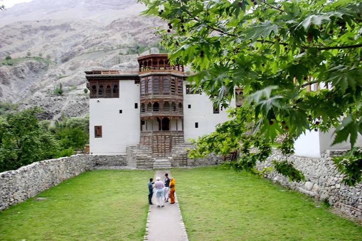 UNESCO Award for Khaplu Palace (Photo: Courtesy by Attiq Ghori) 